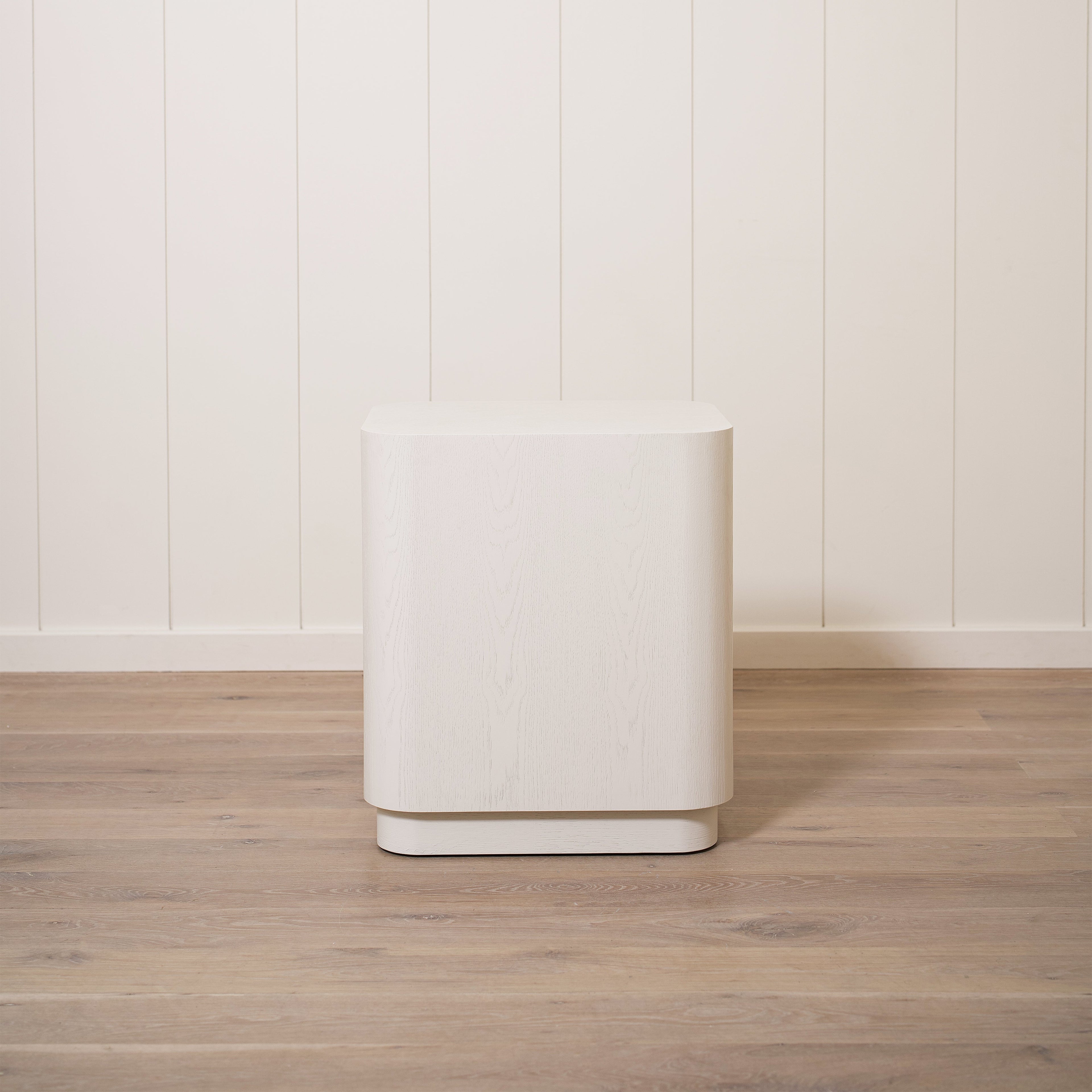 Comodino Sierra Flat