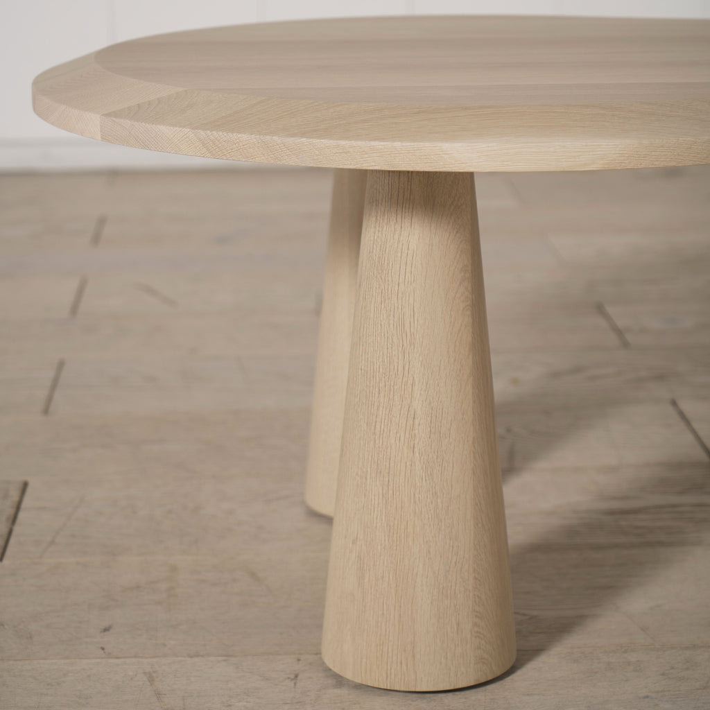 Tavolino da caffè astratto