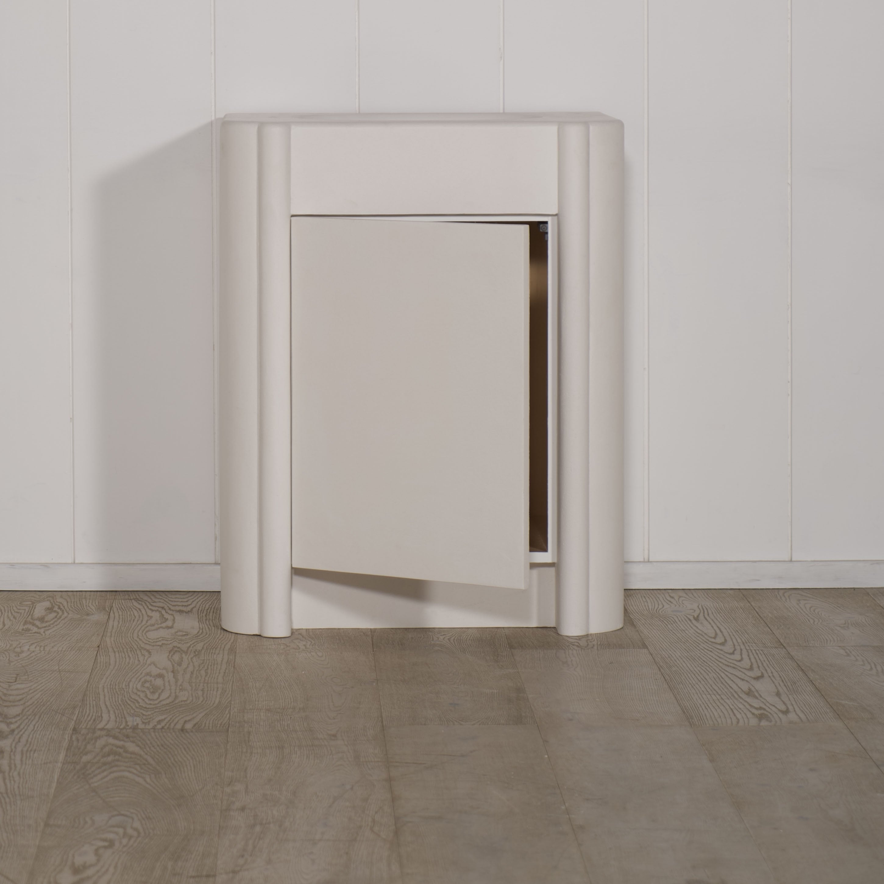 Albert Vanity Vanitie