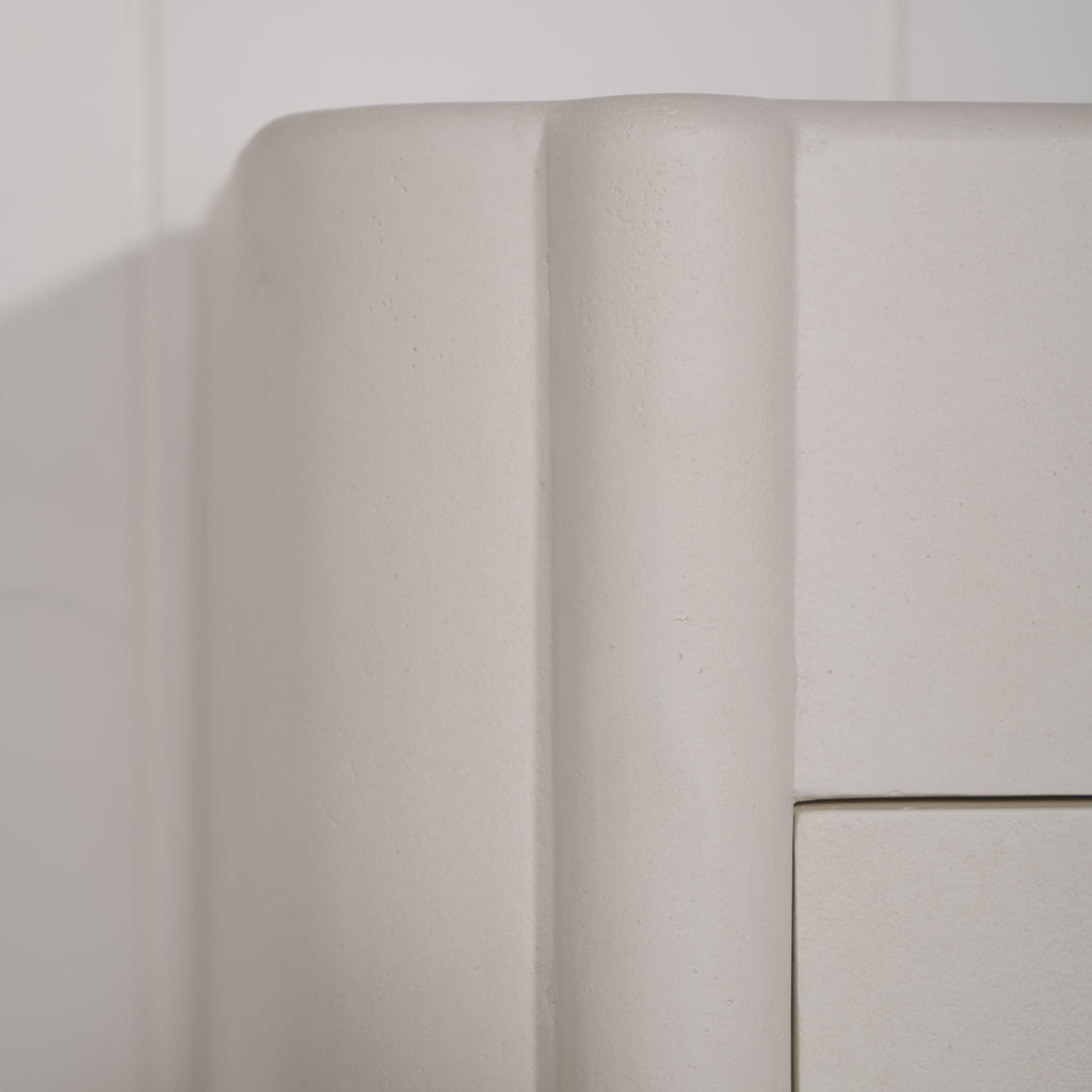 Albert Vanity Vanitie