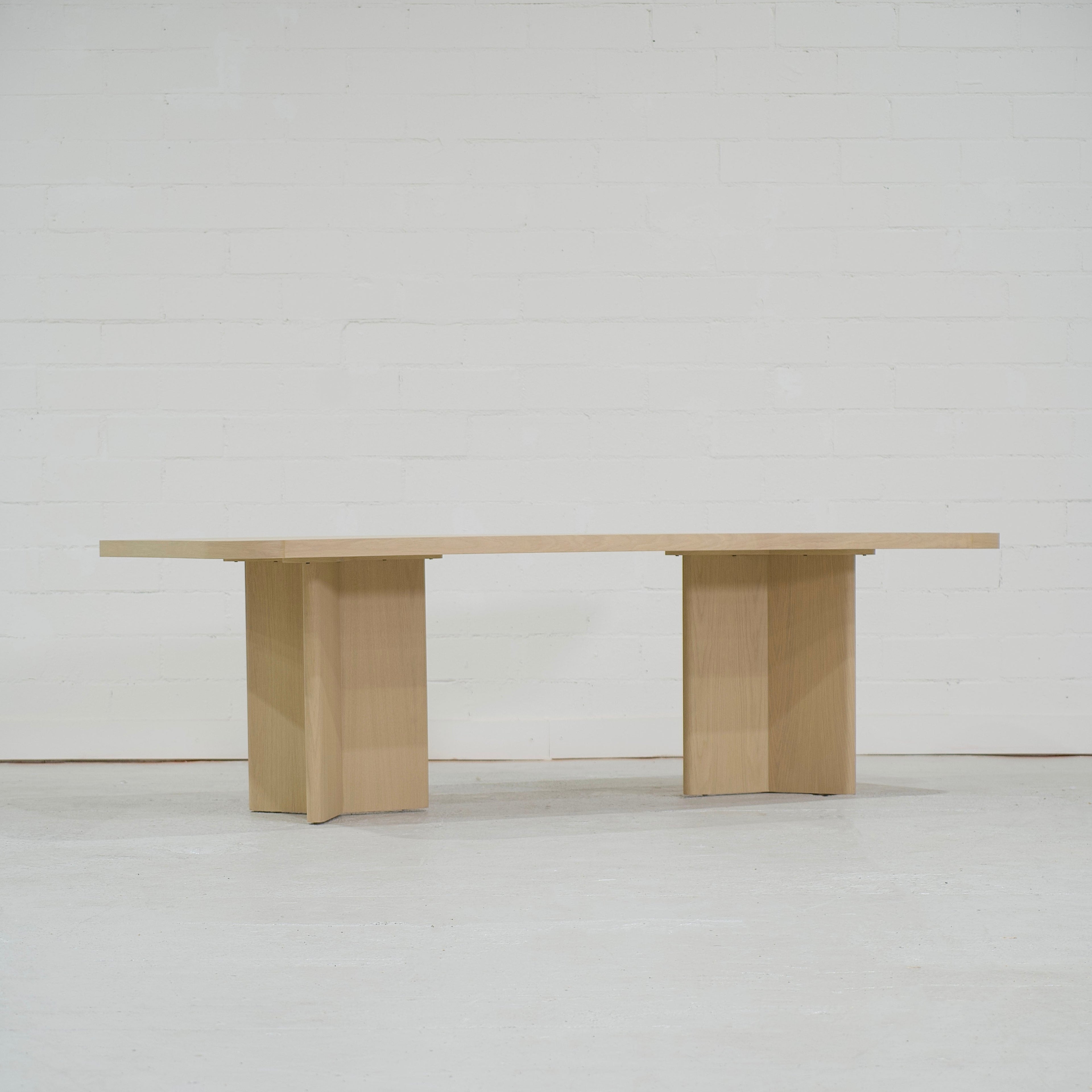 Philip - Tavolo da pranzo con bordo squadrato