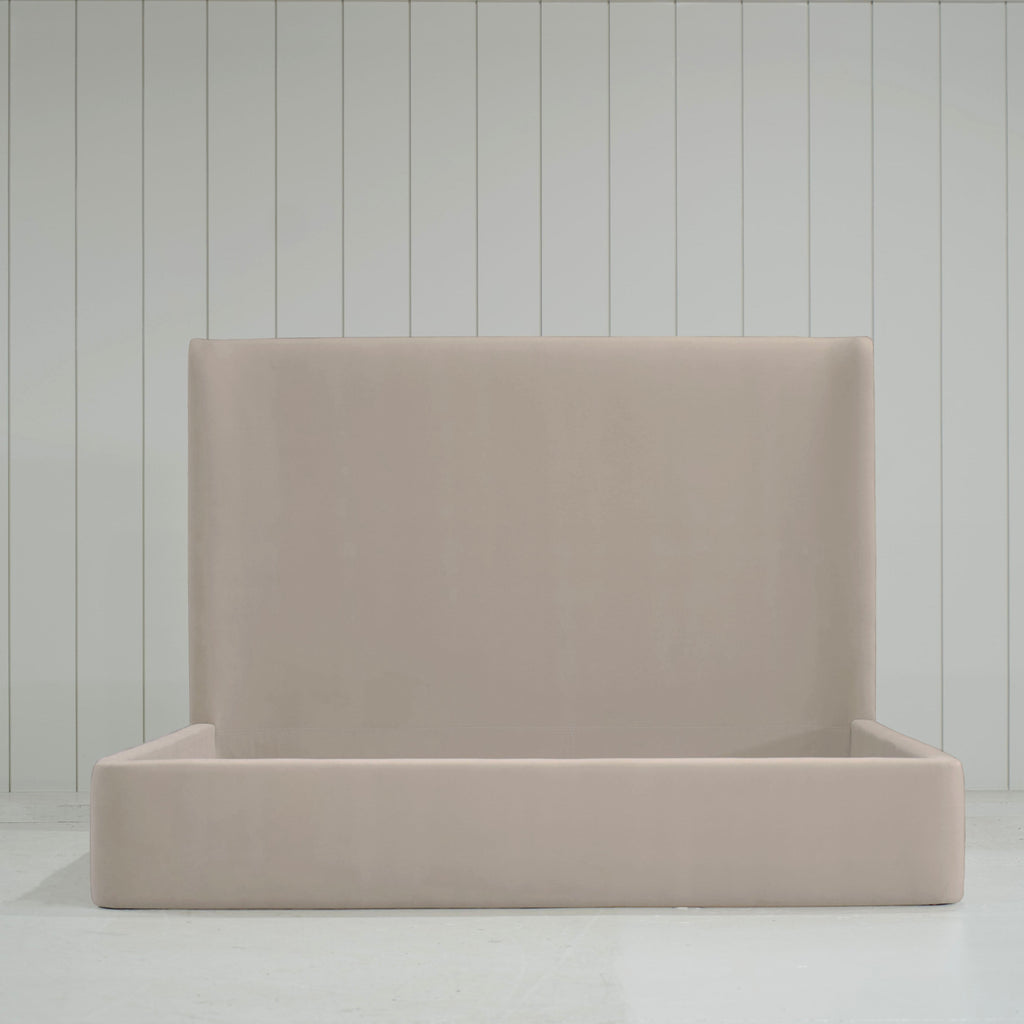 Letto Gwen con pediera bassa