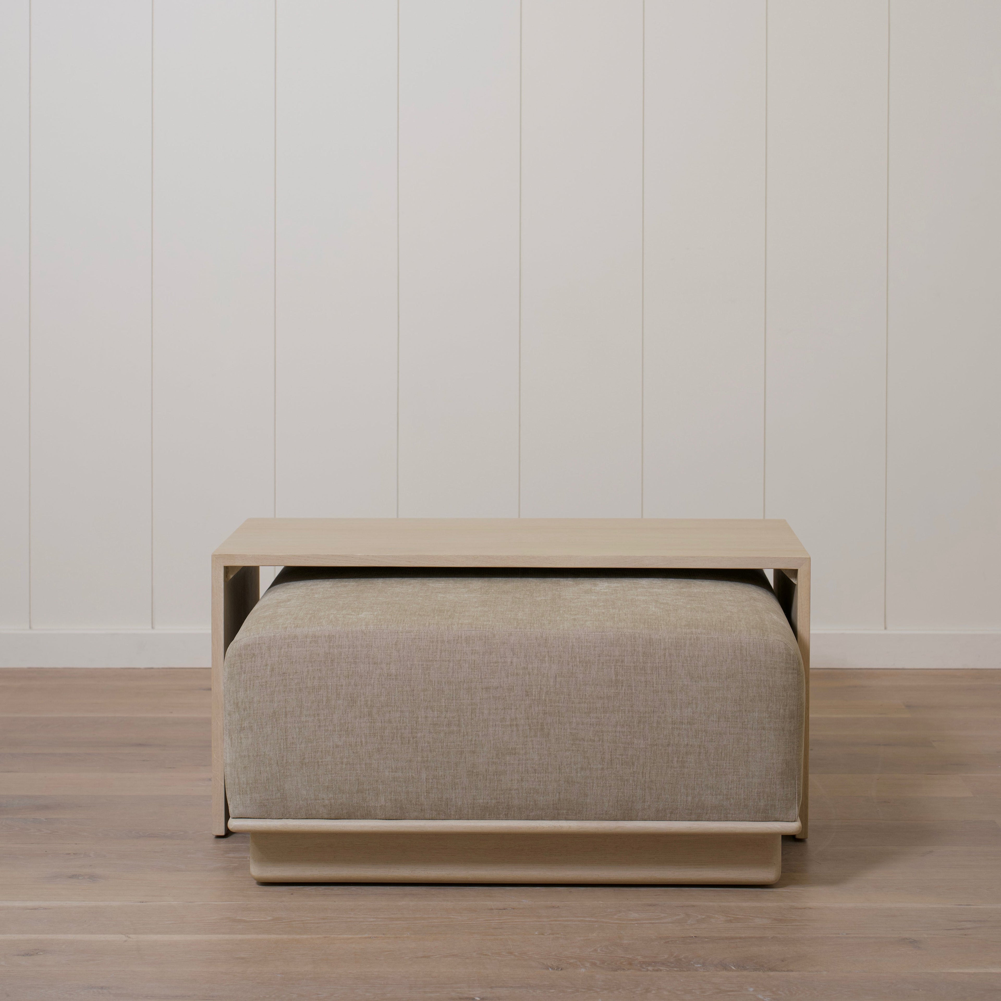 Pouf Noah con tavolo