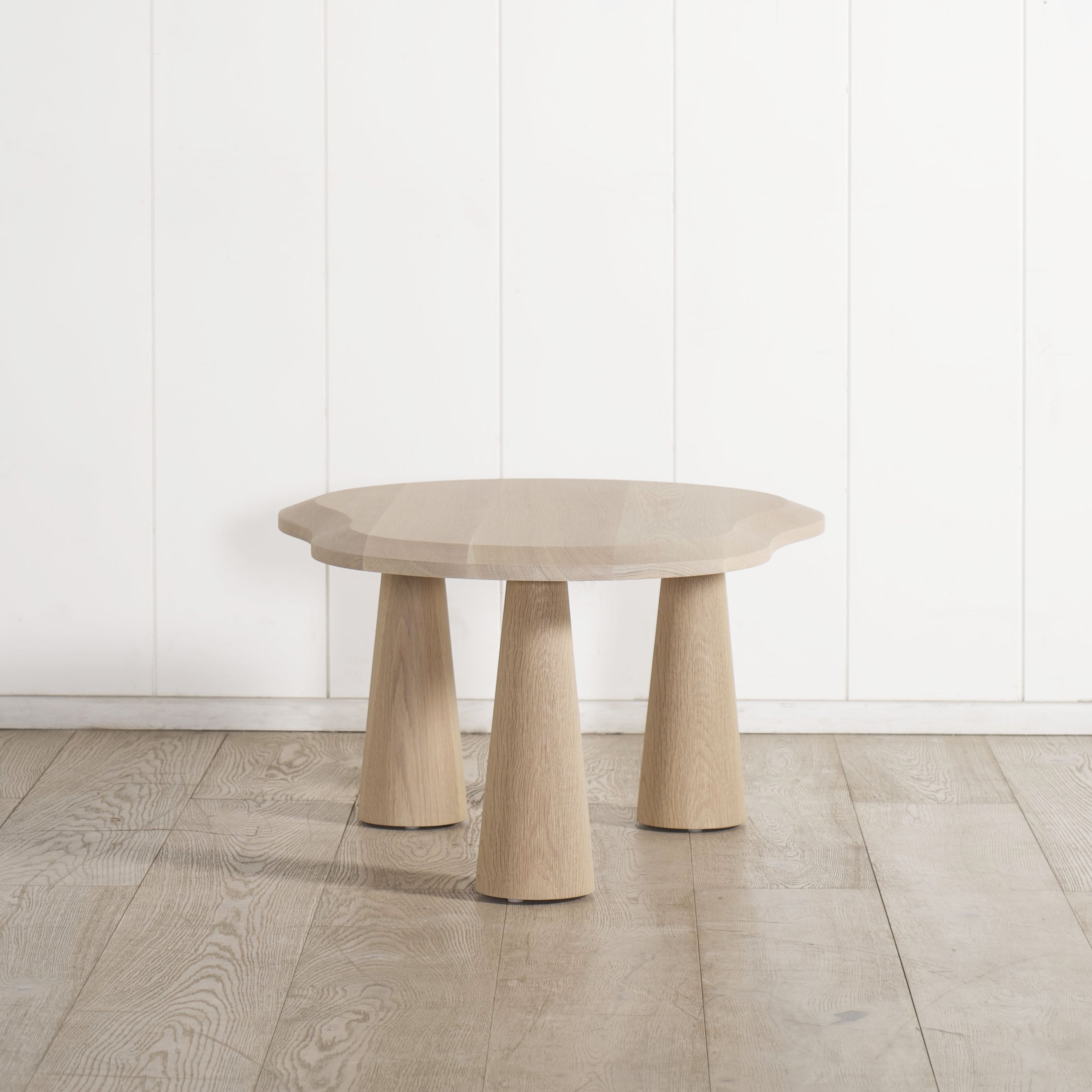 Tavolino da caffè astratto