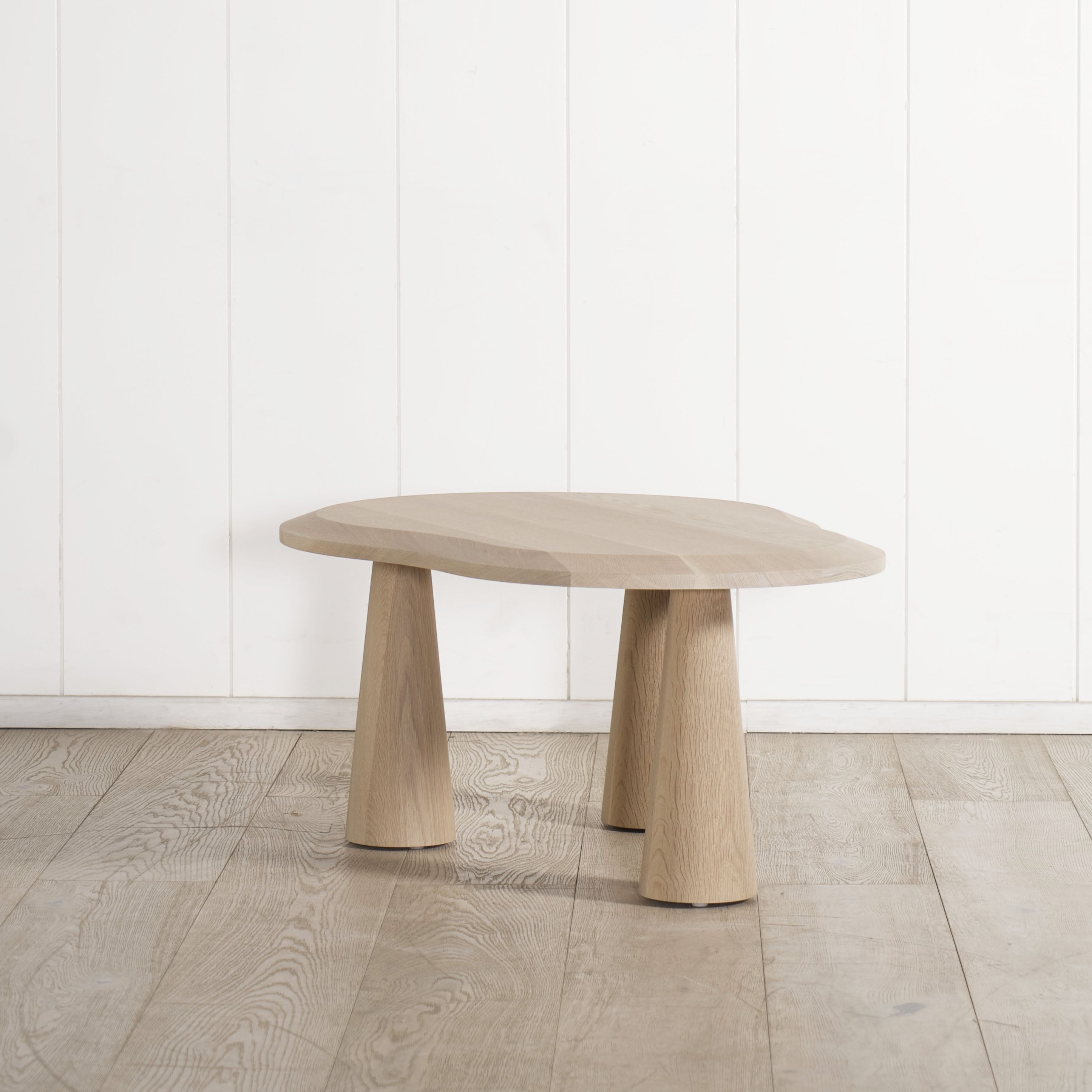 Tavolino da caffè astratto