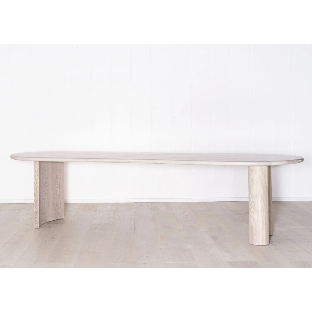 Tavolo da pranzo curvo Darby