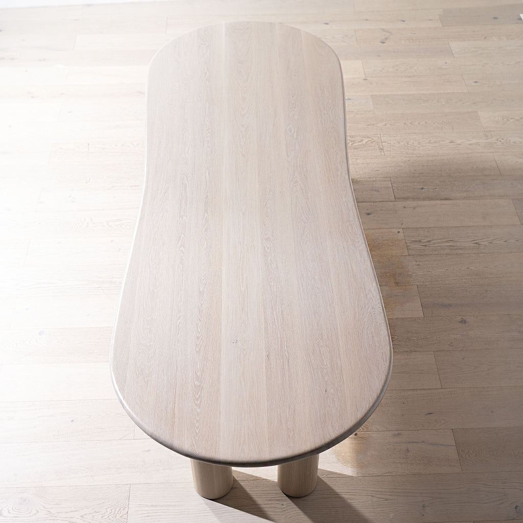 Tavolo da pranzo curvo Darby