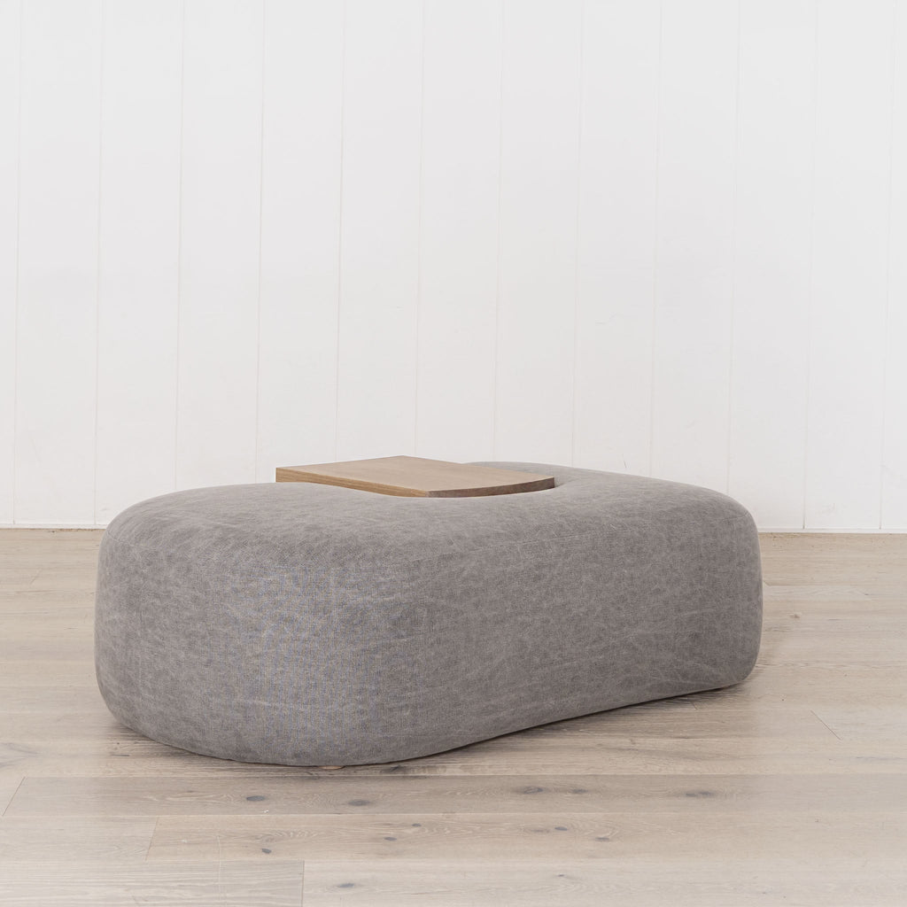 Pouf Easton con tavolo