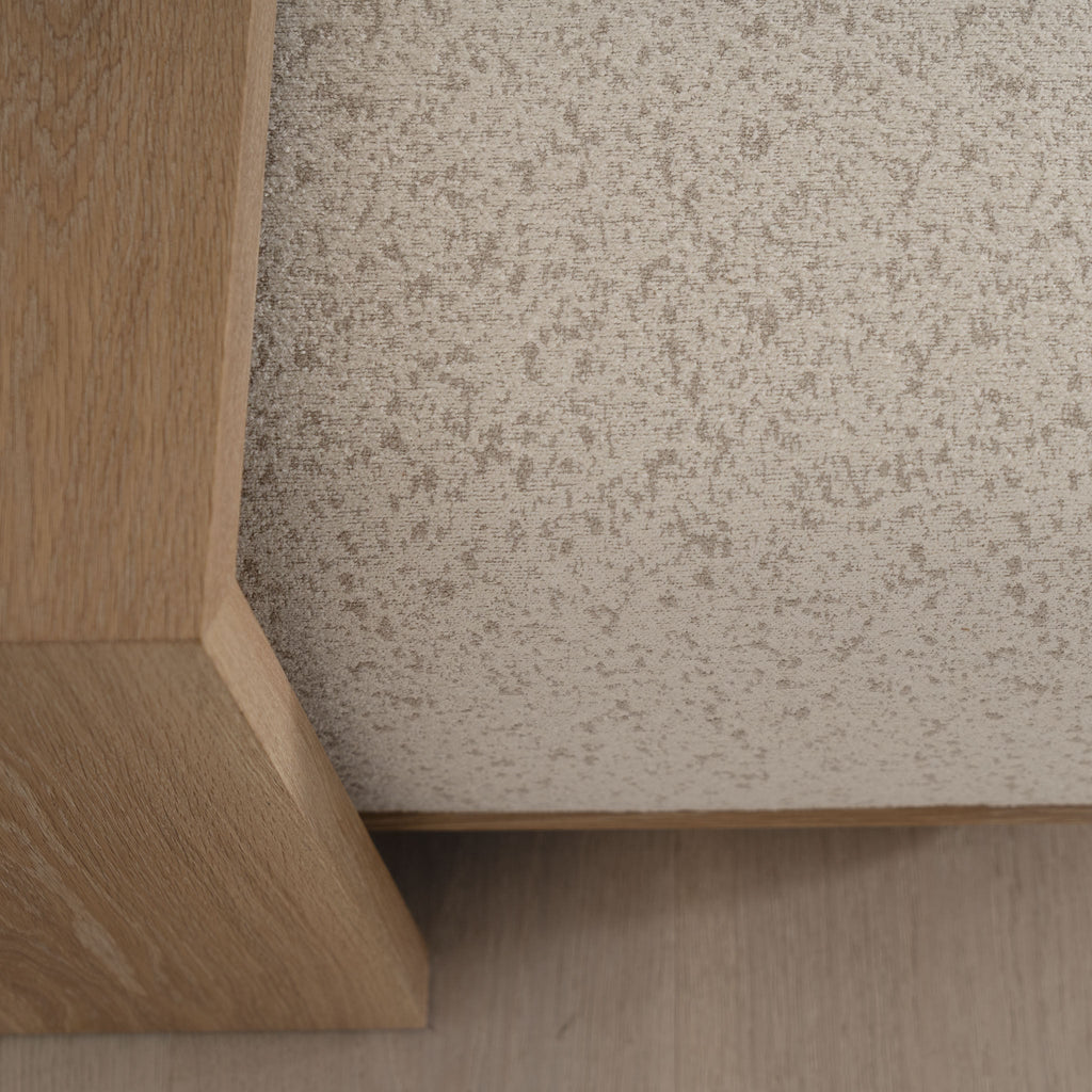 Noè con tavolo e panca