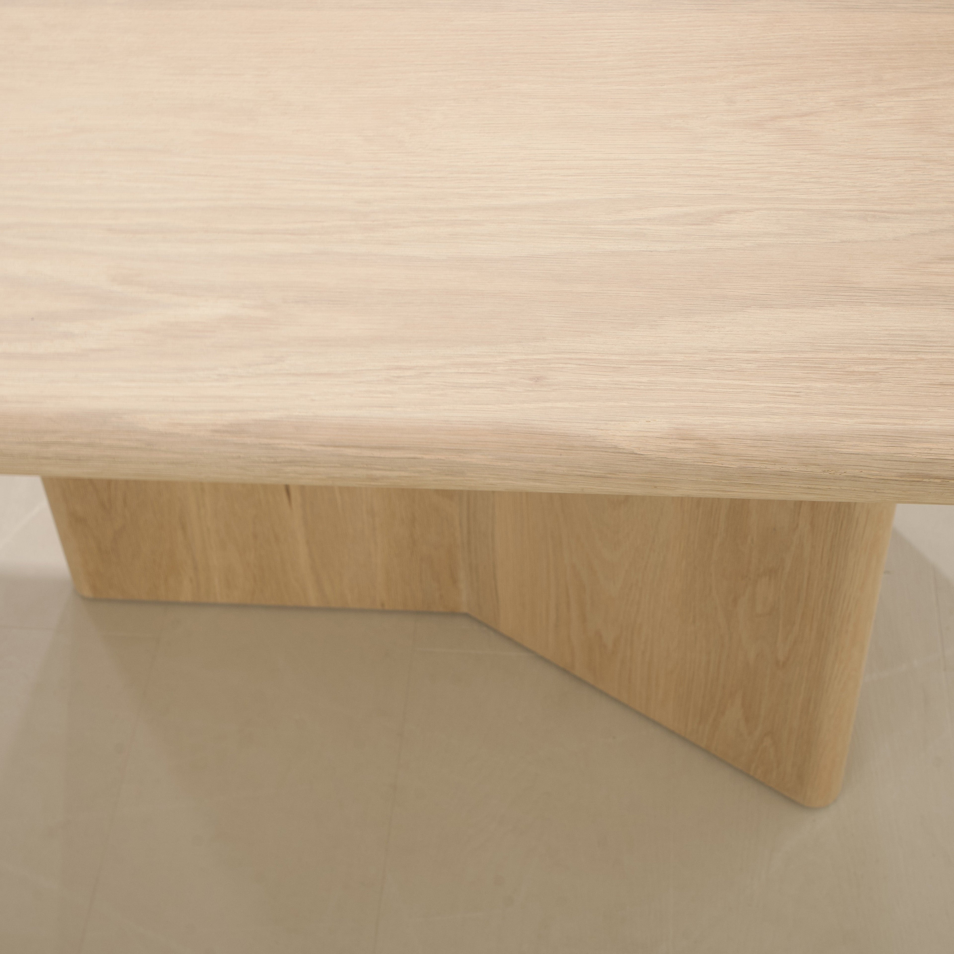 Philip - Tavolo da pranzo con bordo arrotondato