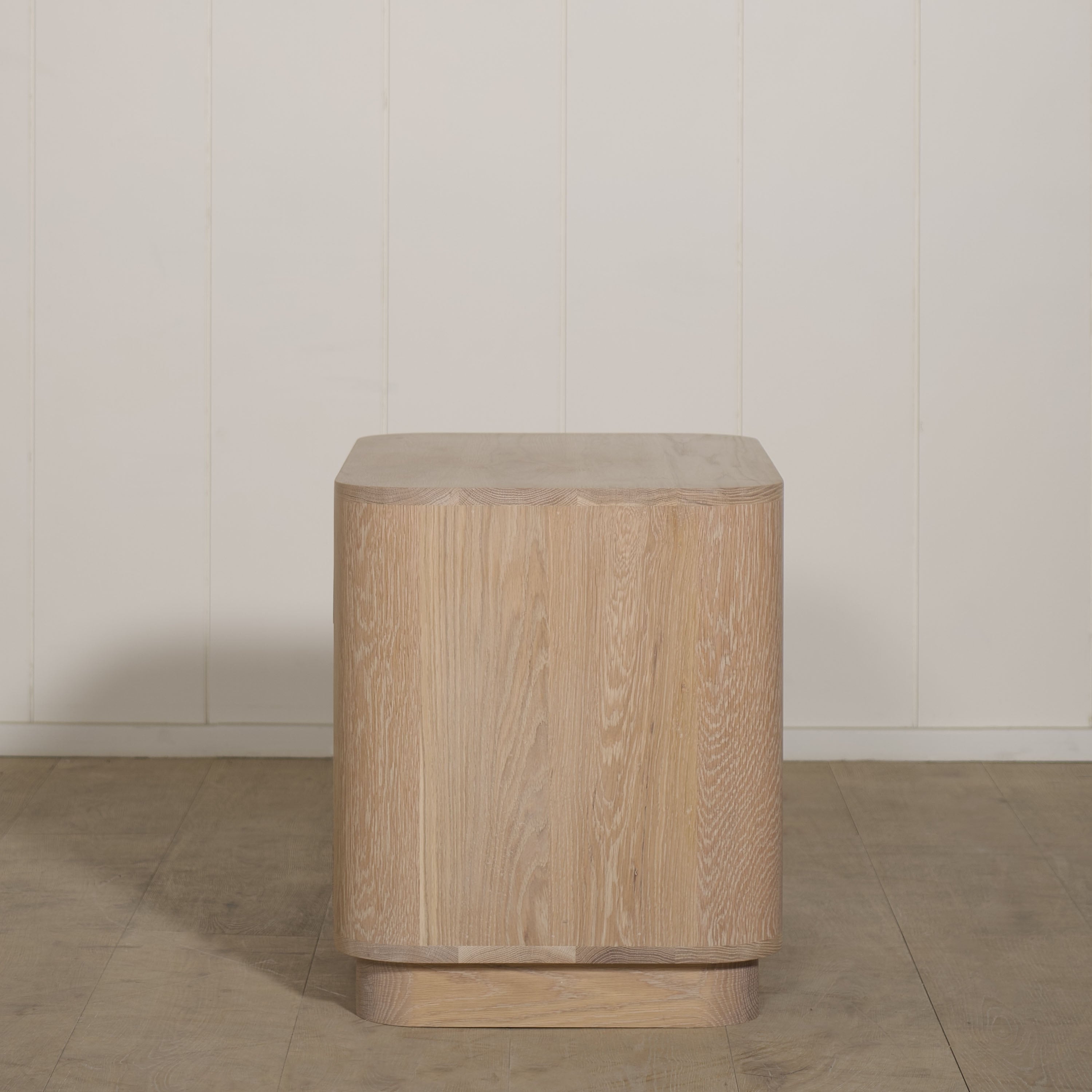 Comodino Sierra Flat