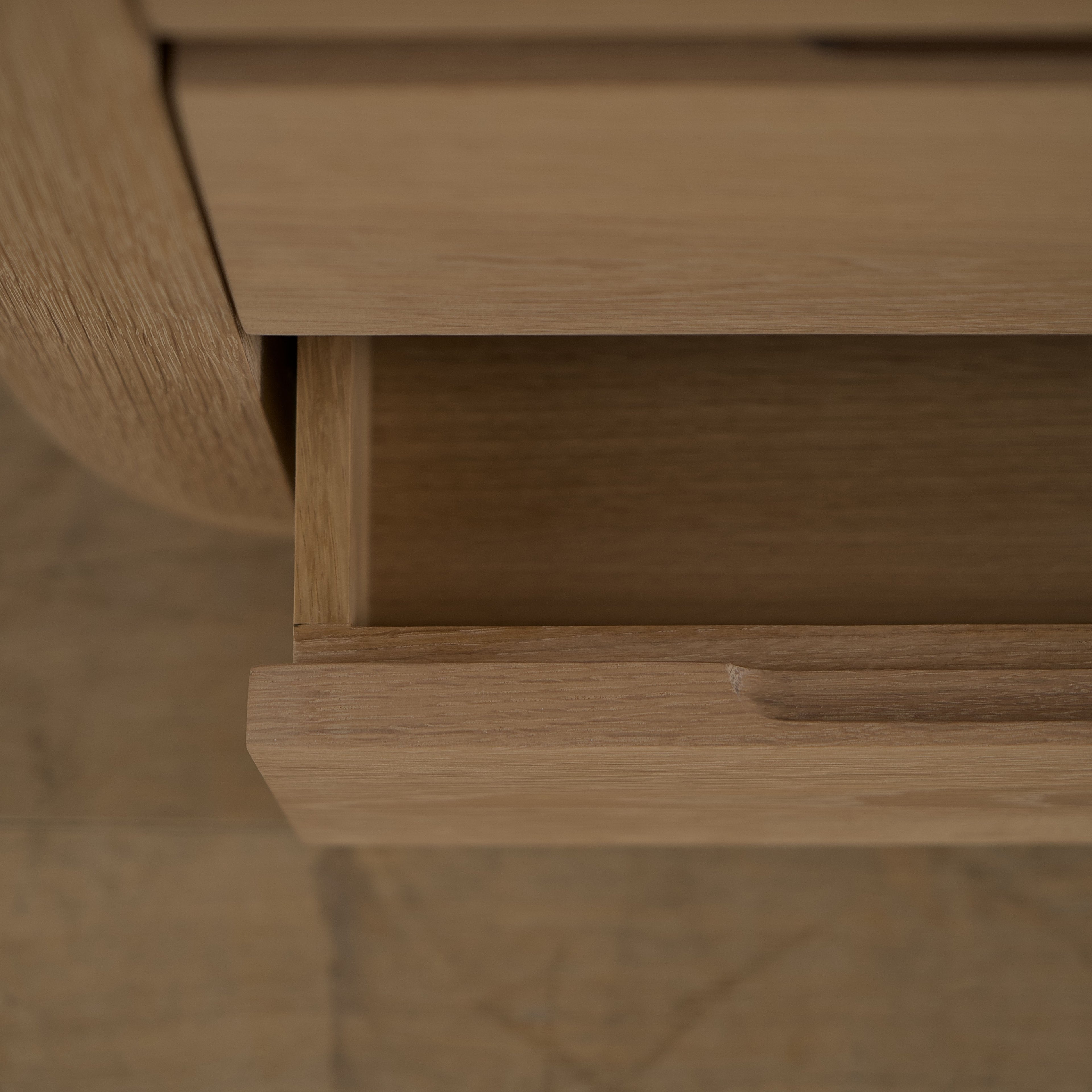 Comodino Sierra Flat