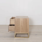 Struttura - Comodino con base in ottone